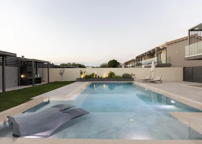 Infinity Lefkas Vilă