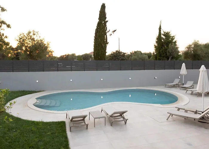 Infinity Lefkas Vilă Lefkáda